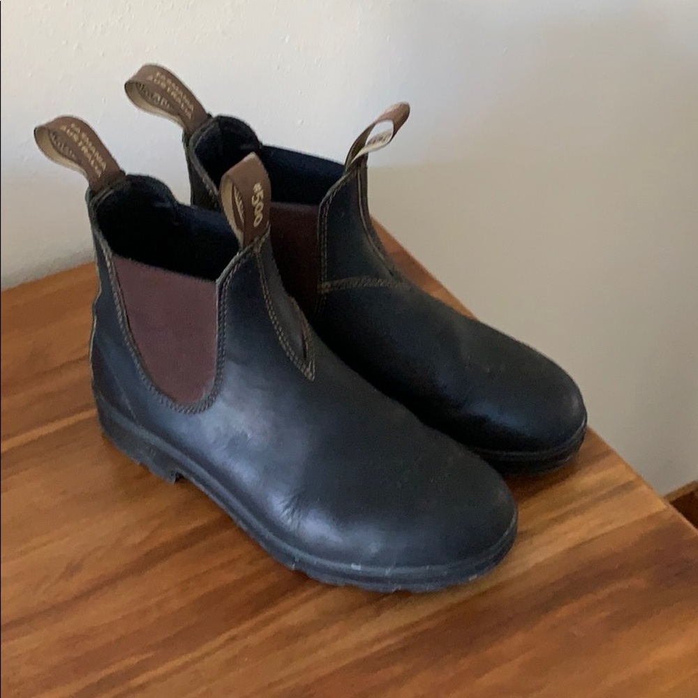 Blundstones